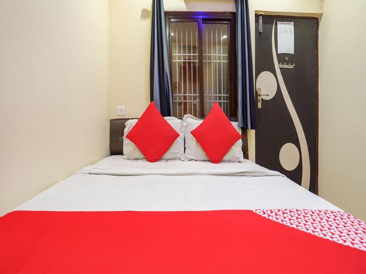 Oyo 75627 New Ankit Guest House Varanasi Ngoại thất bức ảnh