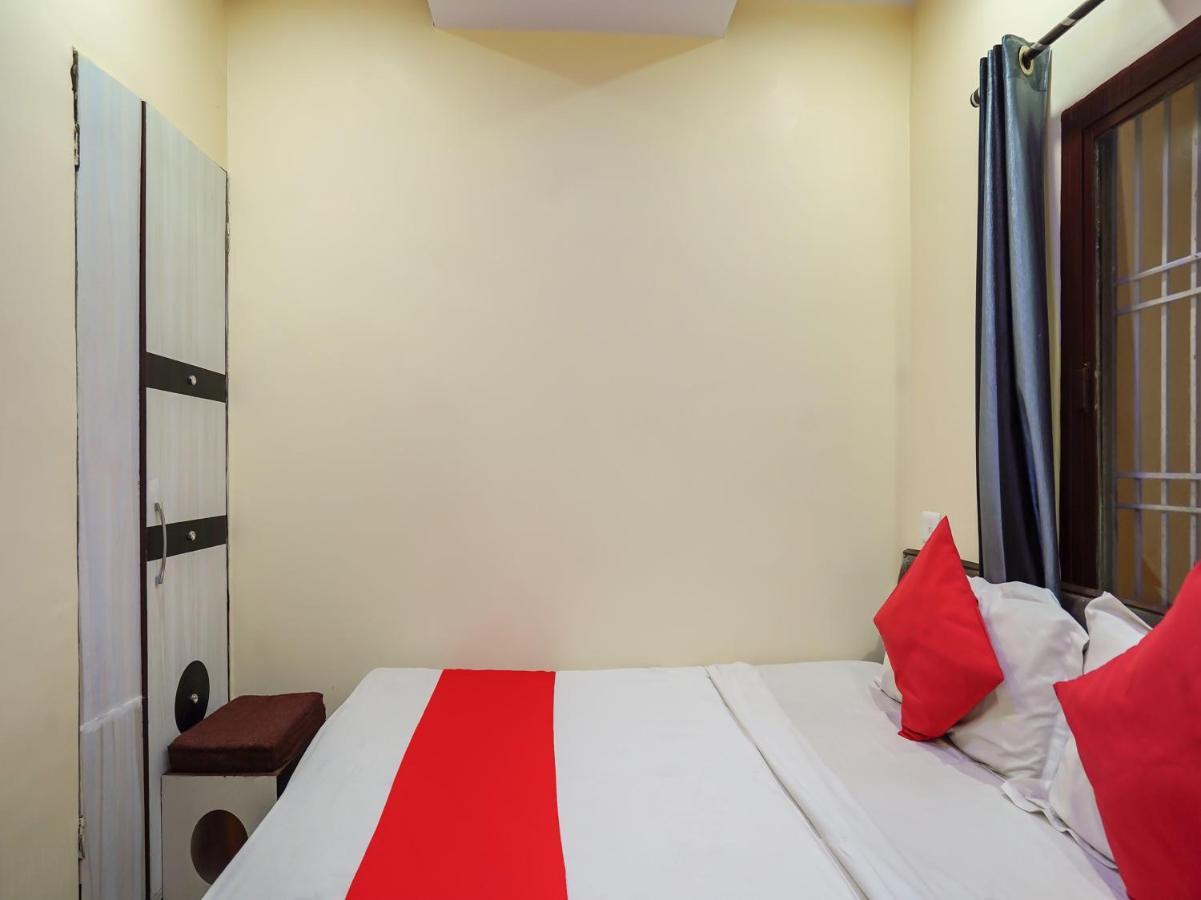 Oyo 75627 New Ankit Guest House Varanasi Ngoại thất bức ảnh