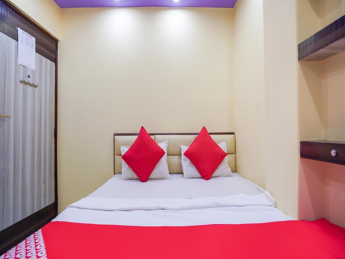 Oyo 75627 New Ankit Guest House Varanasi Ngoại thất bức ảnh