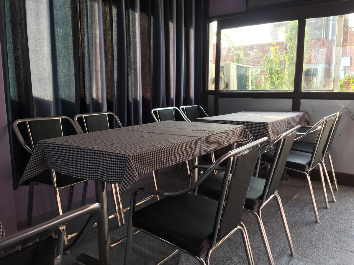 Oyo 75627 New Ankit Guest House Varanasi Ngoại thất bức ảnh